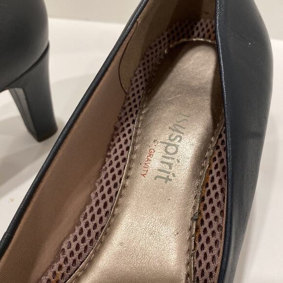 EASY SPIRIT Pumps 9 Narrow 9N Low Heel Anti-Gravity Comfort Neoma Navy Leather - Picture 9 of 16